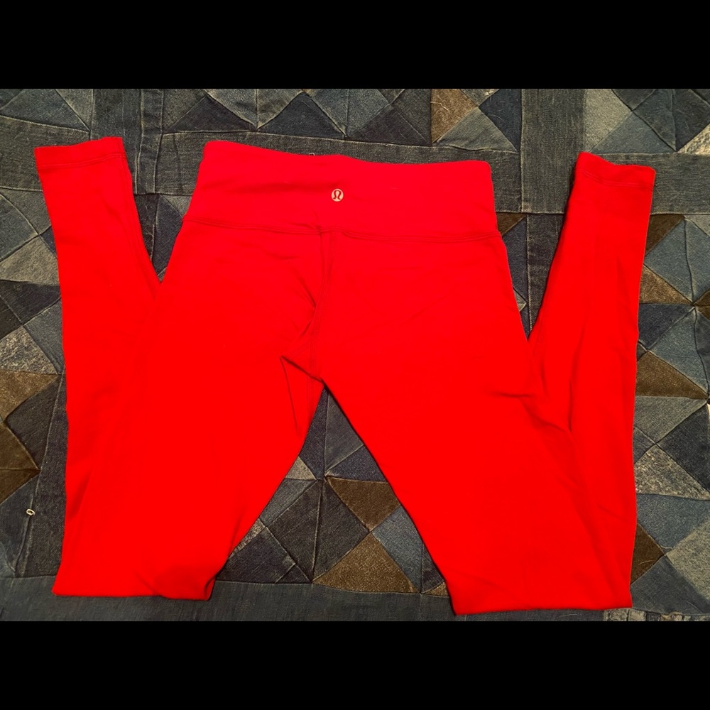 LULULMEON LEGGINGS - SIZE 6